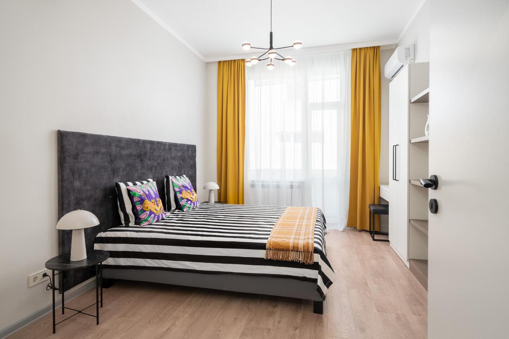 Bright & Sunny Stylish With 2bdr And 2bth Sofia